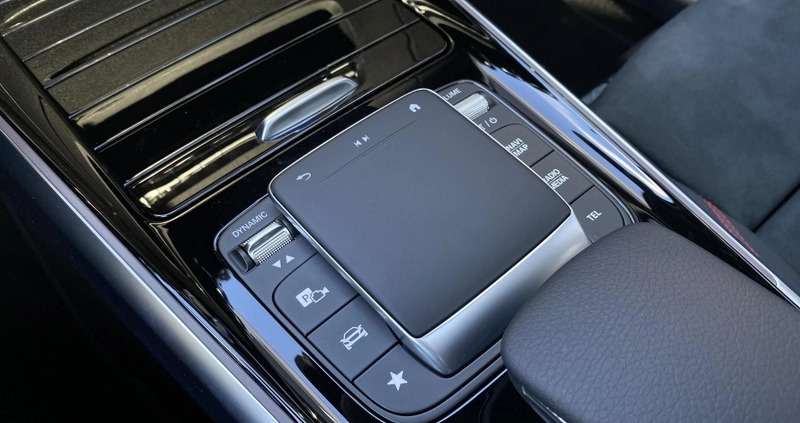 Mercedes-Benz GLB cena 199900 przebieg: 18500, rok produkcji 2023 z Łobez małe 232